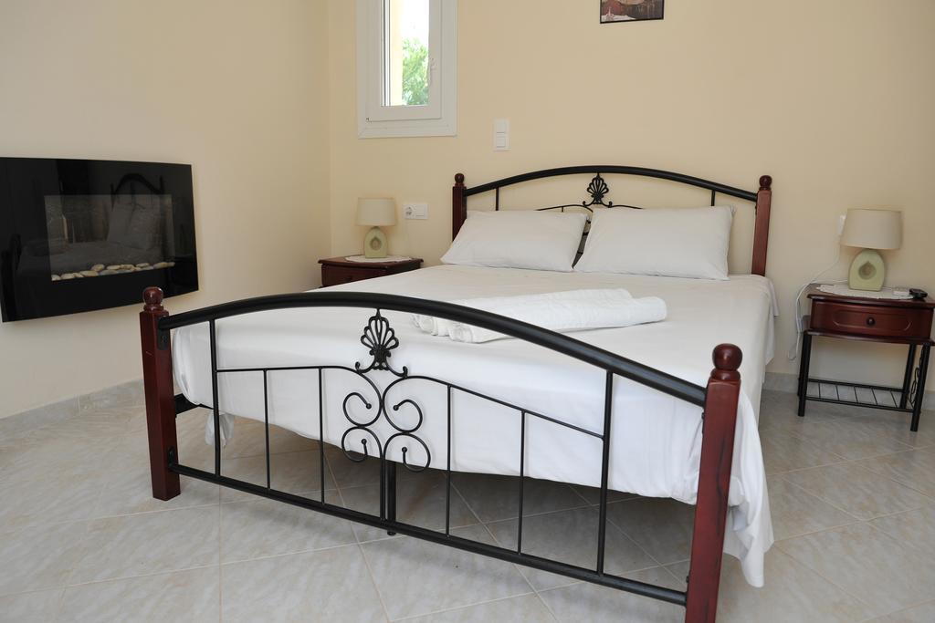 Villa Poulades Гоувия Экстерьер фото