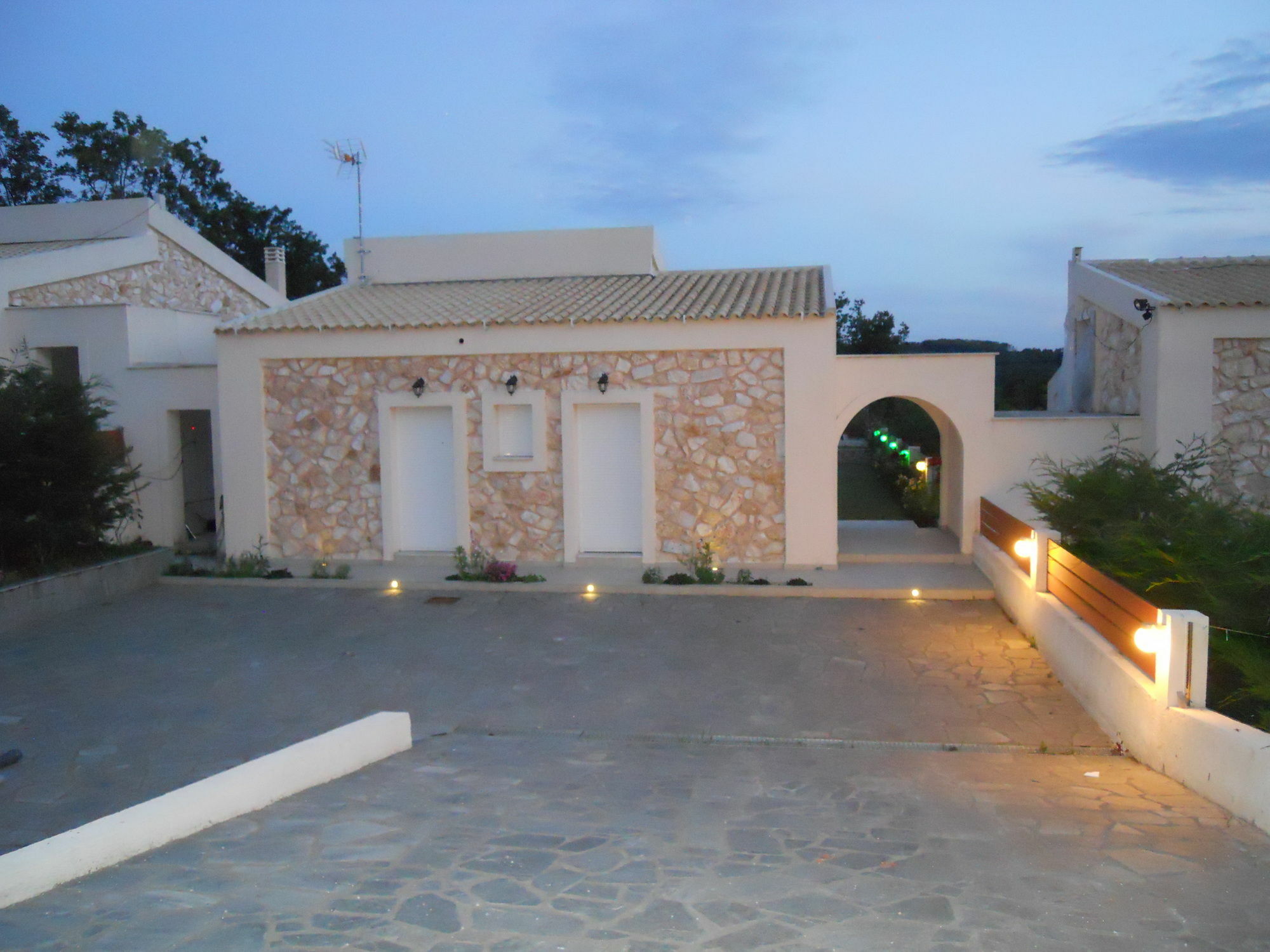 Villa Poulades Гоувия Экстерьер фото